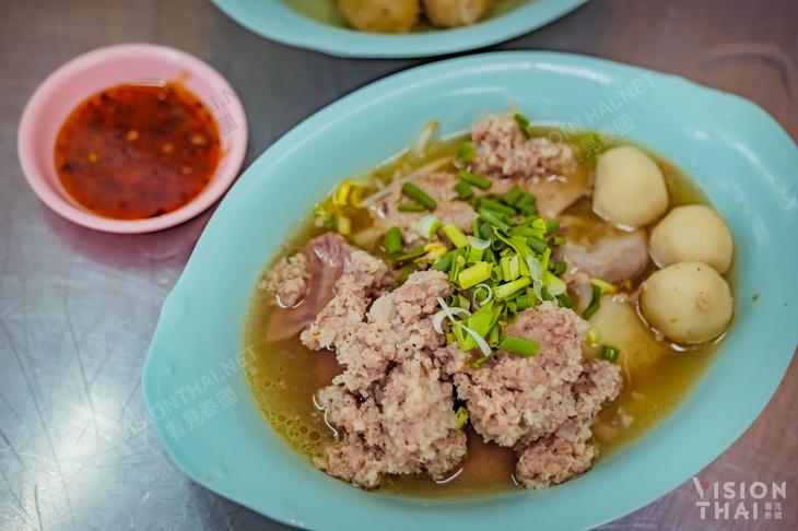 荣泰粿条 Rung Reung（哥哥店）综合猪肉尖米圆（图片来源：VISION THAI看见泰国）